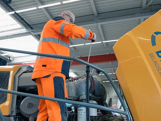 Testing particle emissions of construction machines